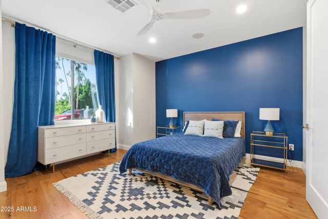 4601 N ROYAL VIEW Drive, Phoenix, AZ 85018