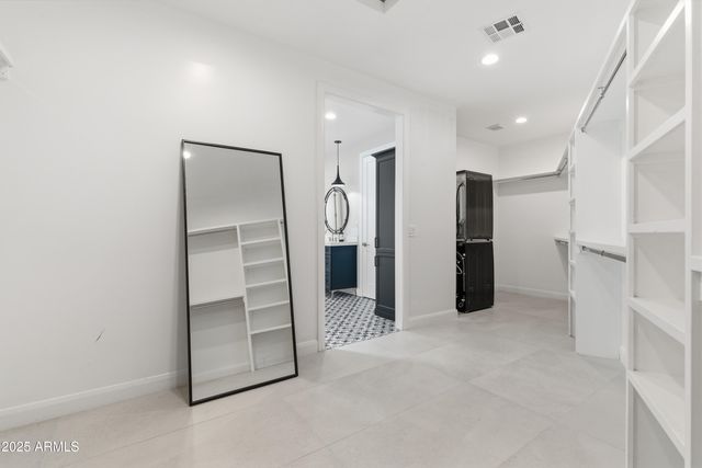 4601 N ROYAL VIEW Drive, Phoenix, AZ 85018