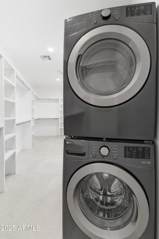 4601 N ROYAL VIEW Drive, Phoenix, AZ 85018