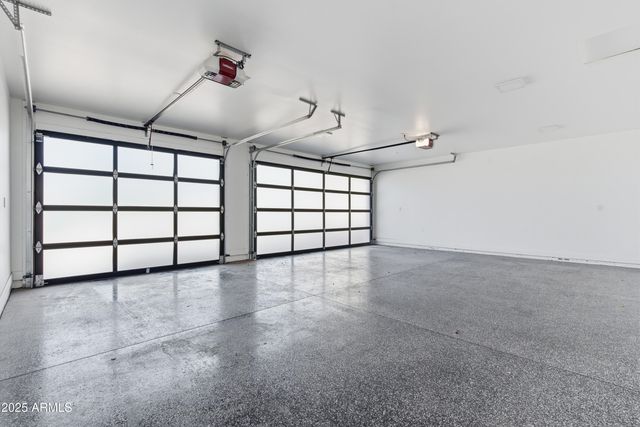 4601 N ROYAL VIEW Drive, Phoenix, AZ 85018