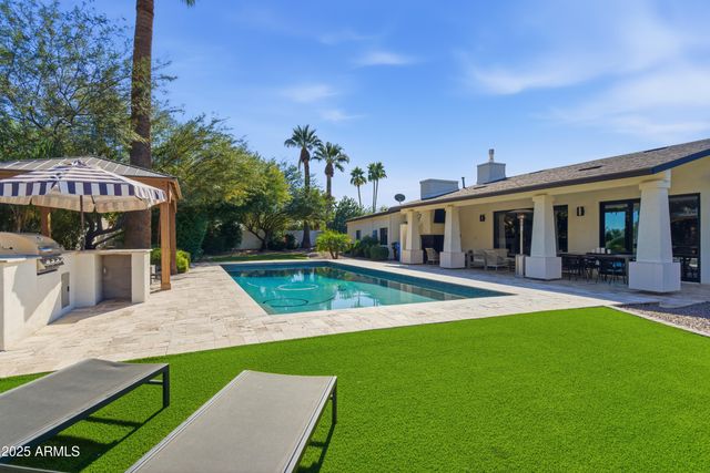 4601 N ROYAL VIEW Drive, Phoenix, AZ 85018