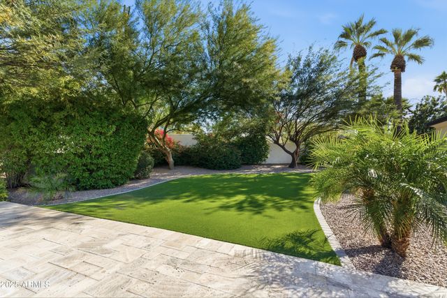 4601 N ROYAL VIEW Drive, Phoenix, AZ 85018