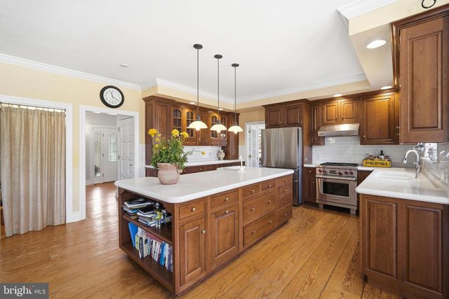 301 N ODESSA AVE, Egg Harbor City, NJ 08215