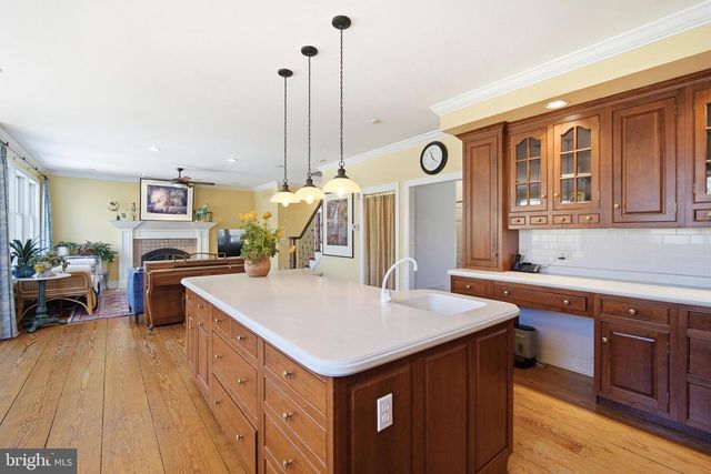 301 N ODESSA AVE, Egg Harbor City, NJ 08215