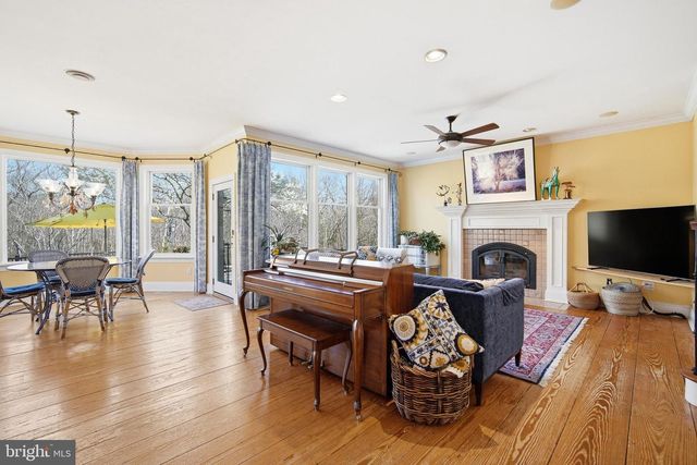 301 N ODESSA AVE, Egg Harbor City, NJ 08215