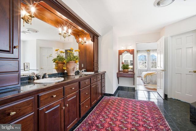 301 N ODESSA AVE, Egg Harbor City, NJ 08215