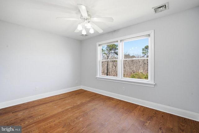301 N ODESSA AVE, Egg Harbor City, NJ 08215