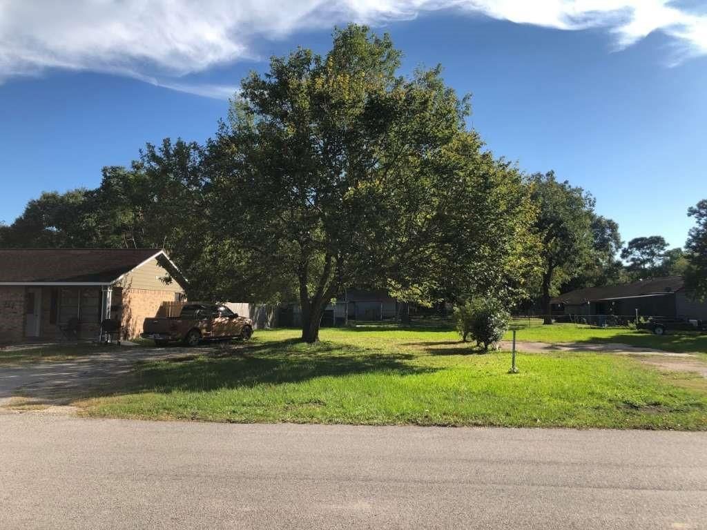 Lot 5A Avery Street, Clute, TX 77531