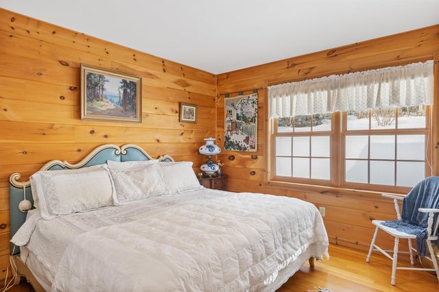 56 The Tarns Road, Pittsburg, NH 03592