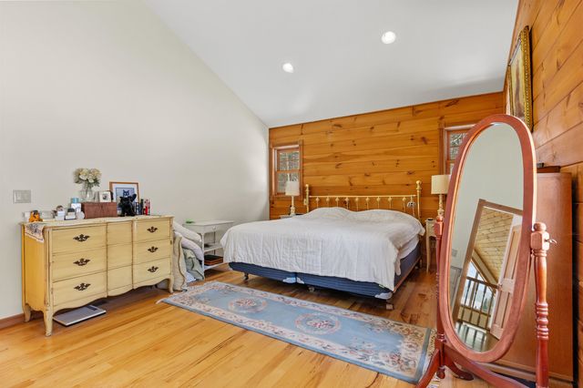 56 The Tarns Road, Pittsburg, NH 03592