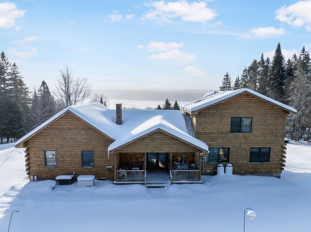 56 The Tarns Road, Pittsburg, NH 03592