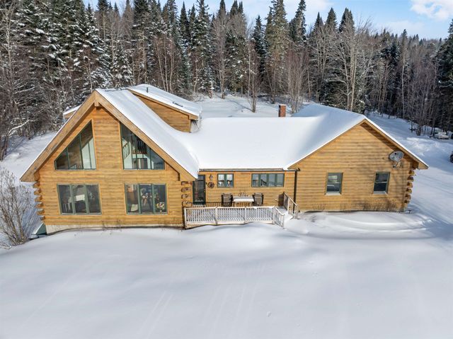 56 The Tarns Road, Pittsburg, NH 03592