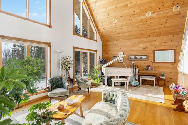 56 The Tarns Road, Pittsburg, NH 03592