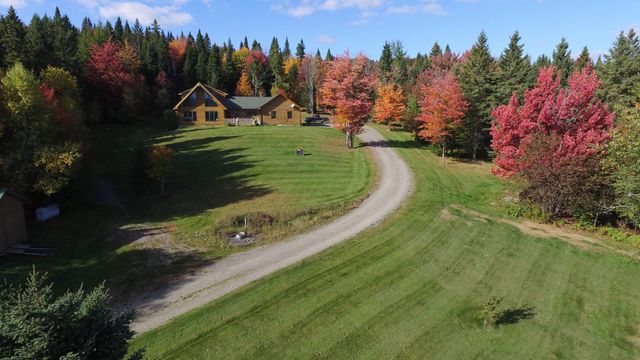 56 The Tarns Road, Pittsburg, NH 03592