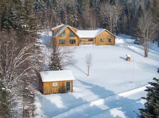 56 The Tarns Road, Pittsburg, NH 03592