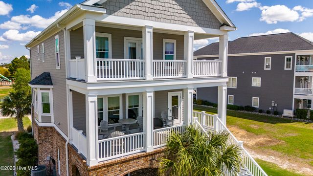 526 Cannonsgate Drive, Newport, NC 28570
