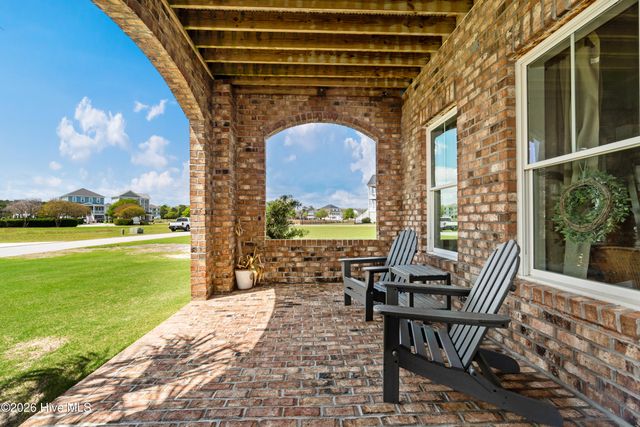 526 Cannonsgate Drive, Newport, NC 28570