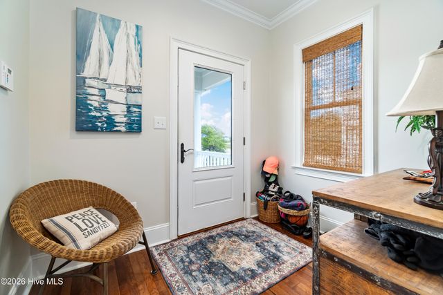 526 Cannonsgate Drive, Newport, NC 28570