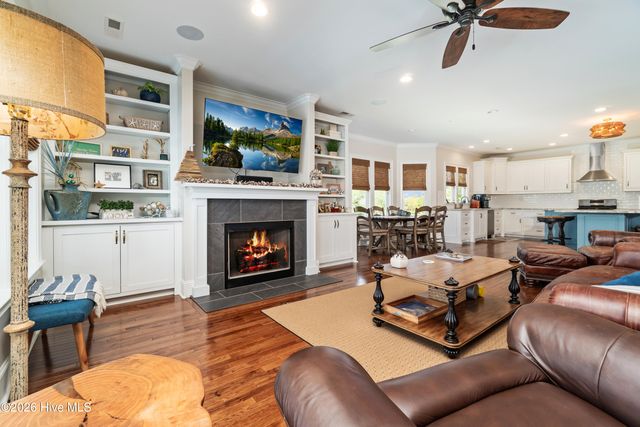 526 Cannonsgate Drive, Newport, NC 28570