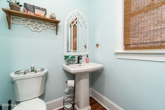 526 Cannonsgate Drive, Newport, NC 28570