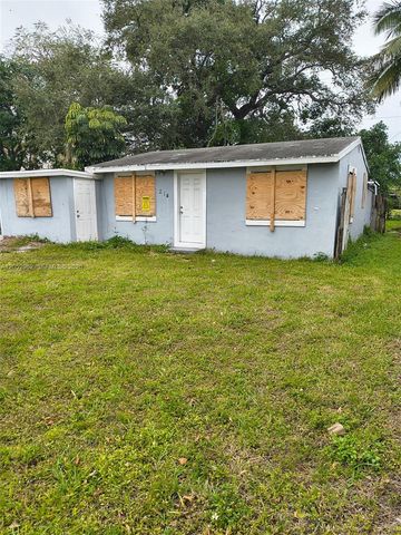 214 N 61st Terrace, Hollywood, FL 33024