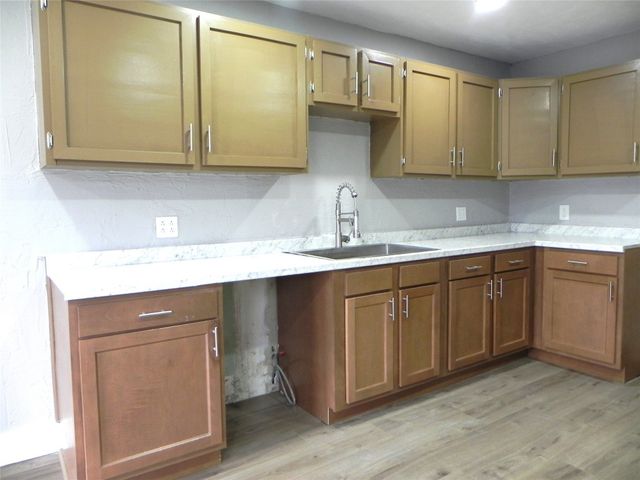 908 FAIRVIEW Avenue, Meadville, PA 16335