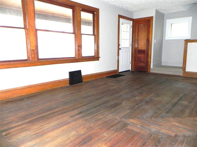 908 FAIRVIEW Avenue, Meadville, PA 16335