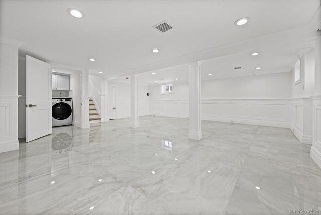 2292 Vassar Place, Merrick, NY 11566