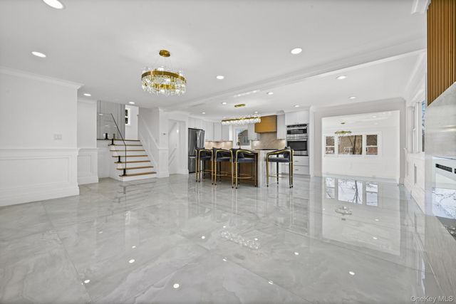 2292 Vassar Place, Merrick, NY 11566