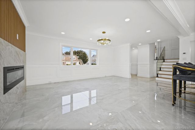 2292 Vassar Place, Merrick, NY 11566