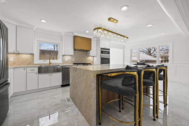 2292 Vassar Place, Merrick, NY 11566