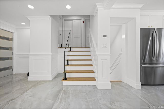 2292 Vassar Place, Merrick, NY 11566