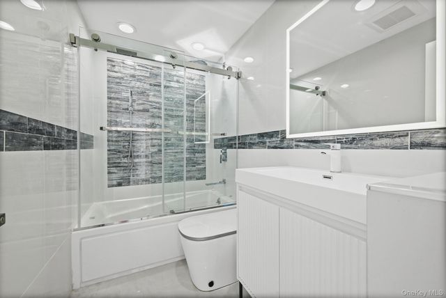 2292 Vassar Place, Merrick, NY 11566