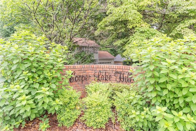 4160 W Cooper Lake Drive SE, Smyrna, GA 30082
