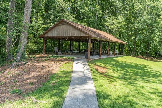 4160 W Cooper Lake Drive SE, Smyrna, GA 30082