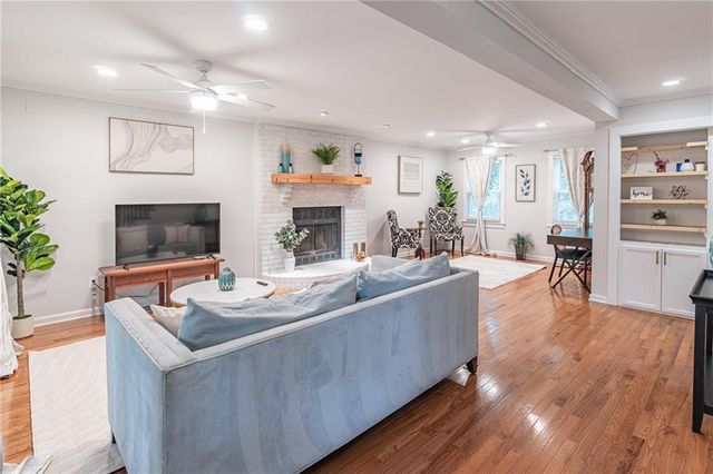 4160 W Cooper Lake Drive SE, Smyrna, GA 30082