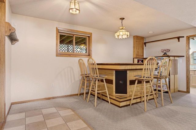 1610 Cliffview DRIVE, Holmen, WI 54636