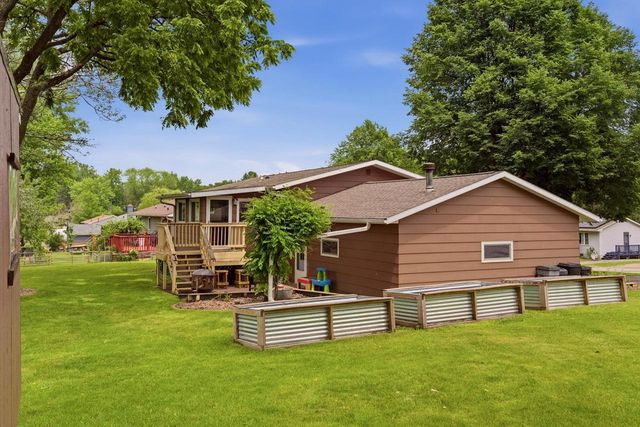 1610 Cliffview DRIVE, Holmen, WI 54636