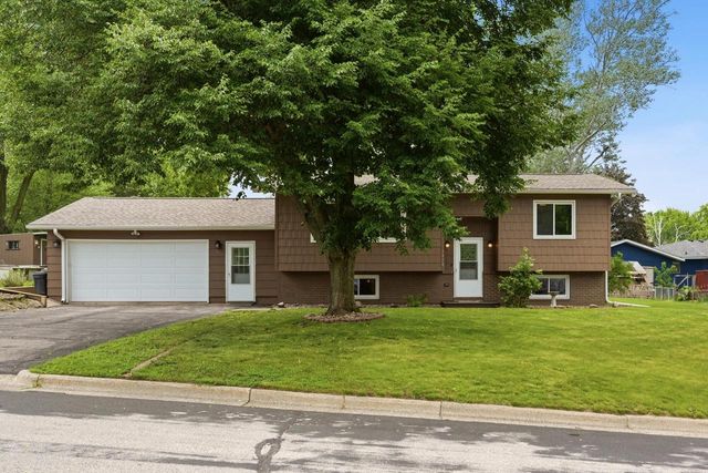 1610 Cliffview DRIVE, Holmen, WI 54636