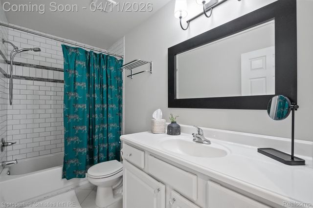 2411 Beverly Boulevard, Berkley, MI 48072