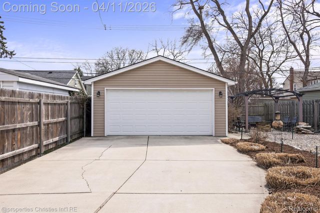 2411 Beverly Boulevard, Berkley, MI 48072