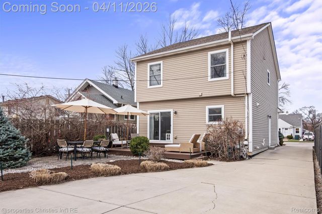 2411 Beverly Boulevard, Berkley, MI 48072