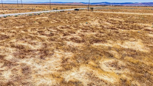 51205 W 170th Street, Lancaster, CA 93536