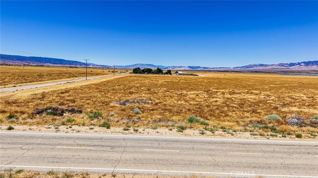 51205 W 170th Street, Lancaster, CA 93536