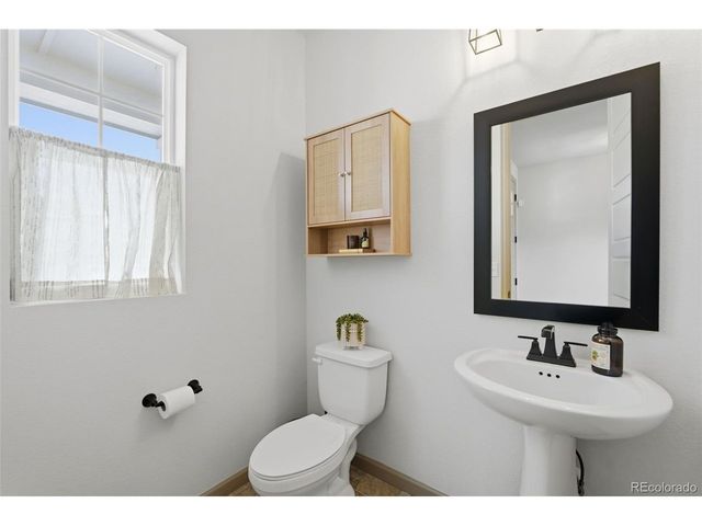 8626 Cheraw St, Littleton, CO 80125