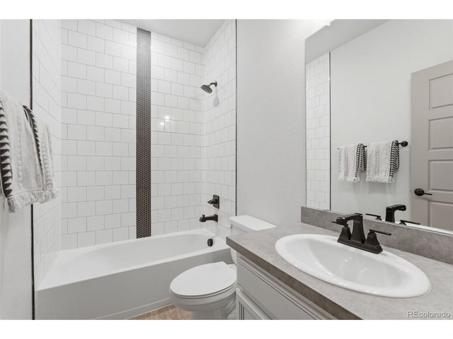 8626 Cheraw St, Littleton, CO 80125