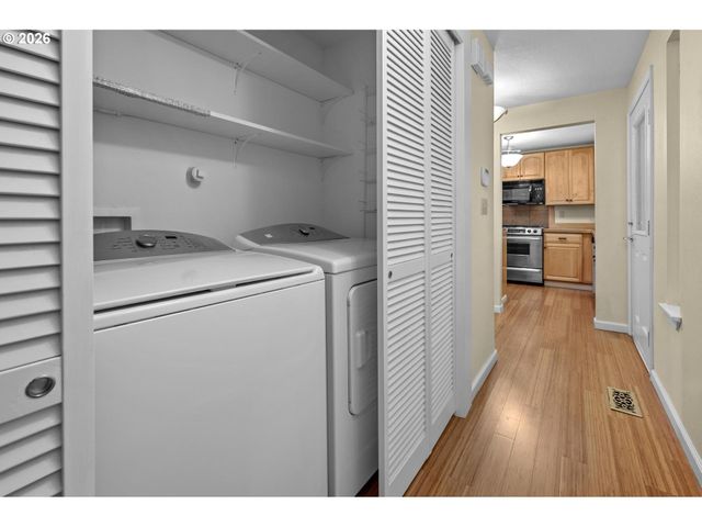 5425 Sw CAMERON Rd, Portland, OR 97221
