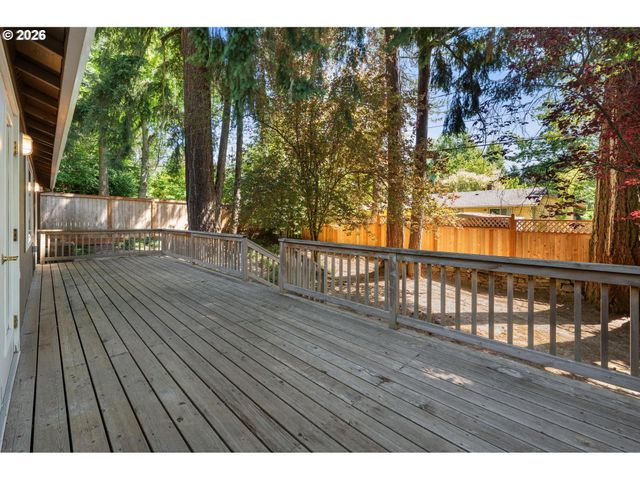 5425 Sw CAMERON Rd, Portland, OR 97221