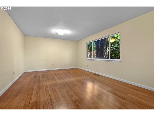 5425 Sw CAMERON Rd, Portland, OR 97221