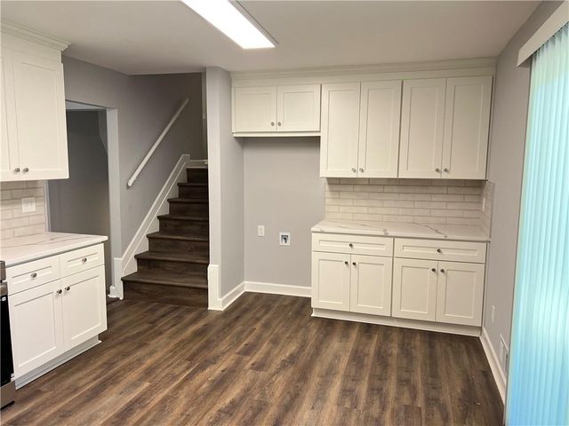988 Tamarack Trail, Forest Park, GA 30297